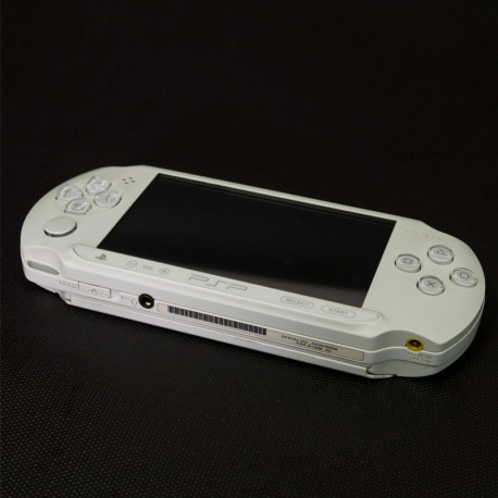 Игровая консоль Sony PSP-E1008 белая-1